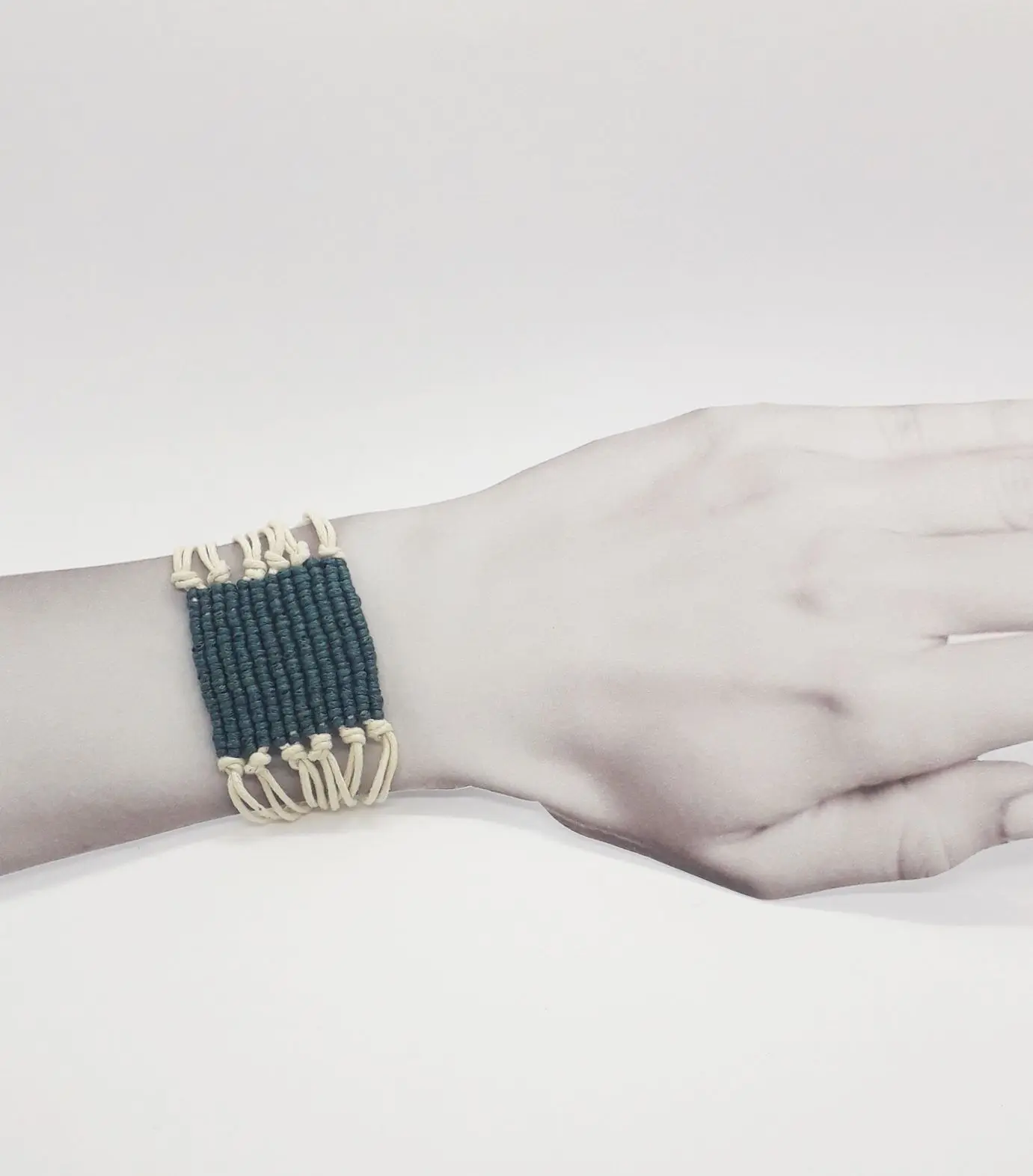 Pulsera de macramé - Imagen 2