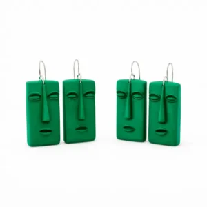 Pendientes de arcilla polim&eacute;rica